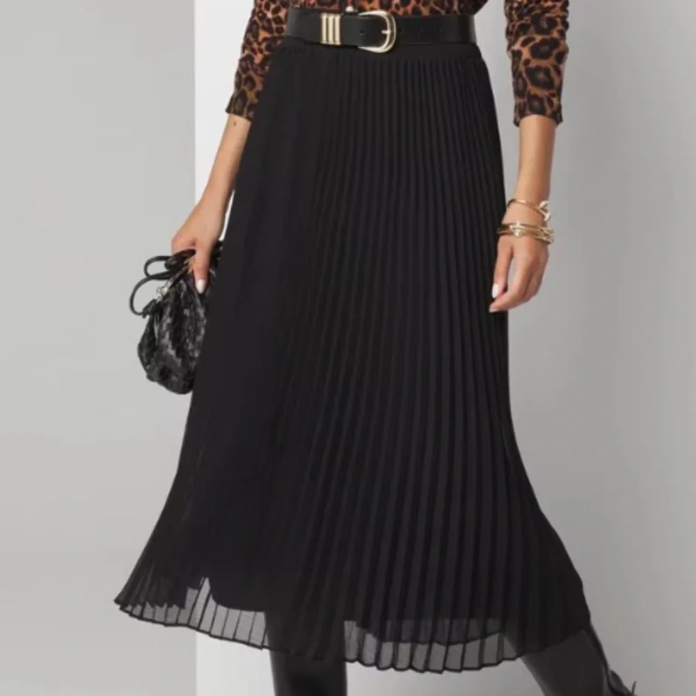 White House Black Market Skirt